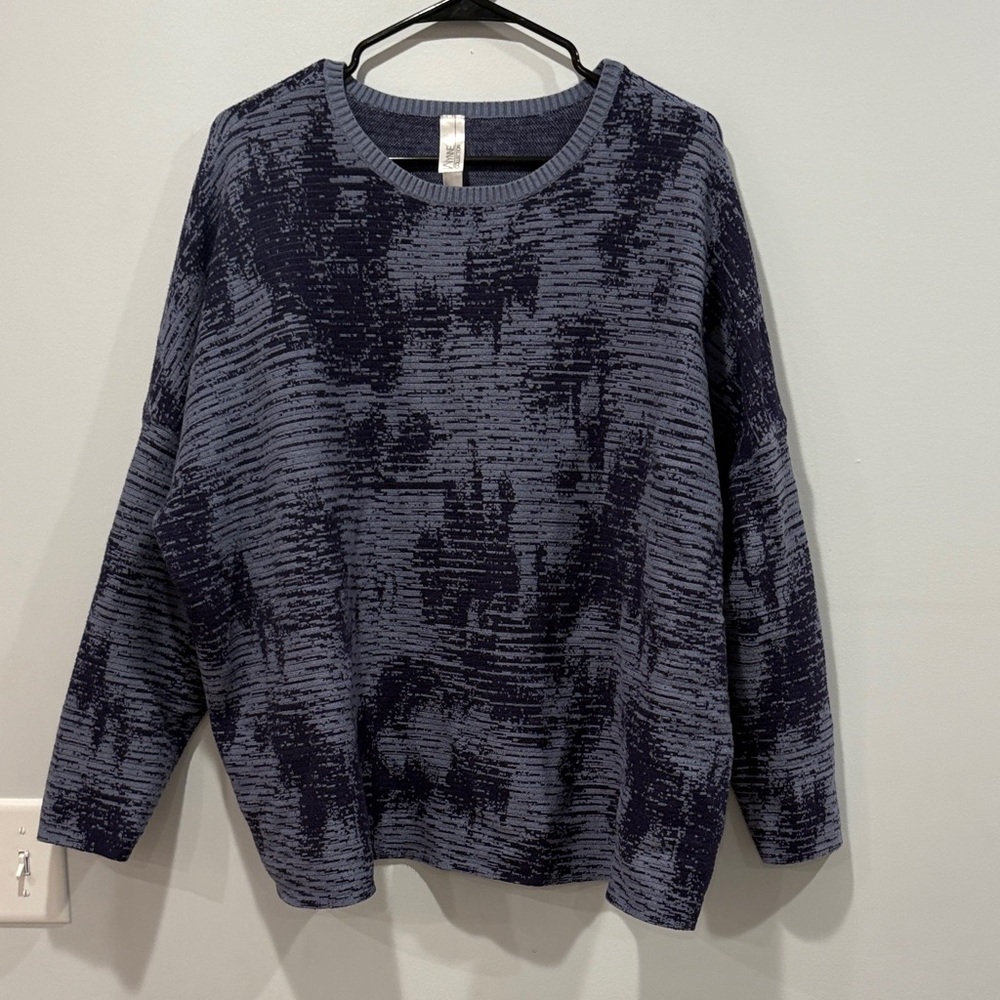 MarlaWynne Blue Textured Crew Neck Sweater